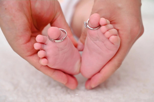 延安孕妇肚子隐隐作痛